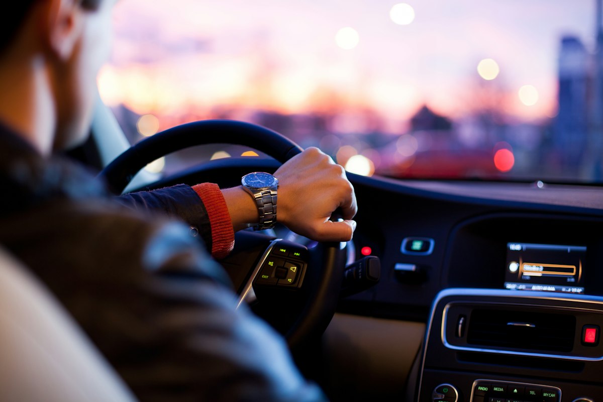 Taxi and Delivery Driver Jobs in Helsinki (2026): Uber, Bolt and Pay Guide